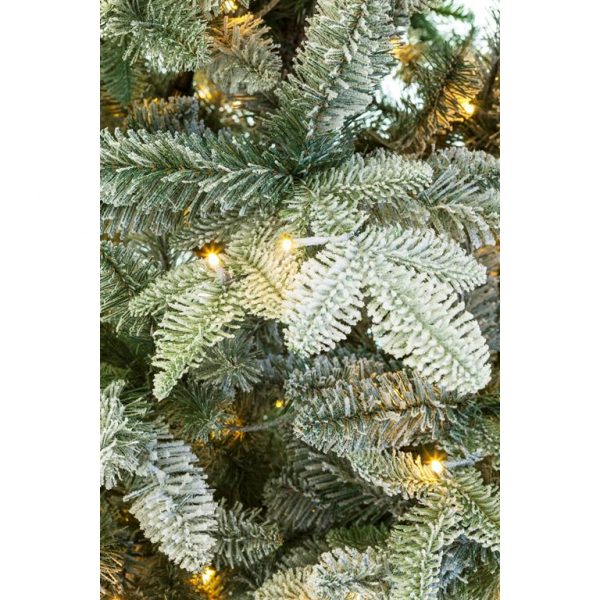 Kerstboom Excellent Trees® LED Otta 150 cm met 190 lampjes