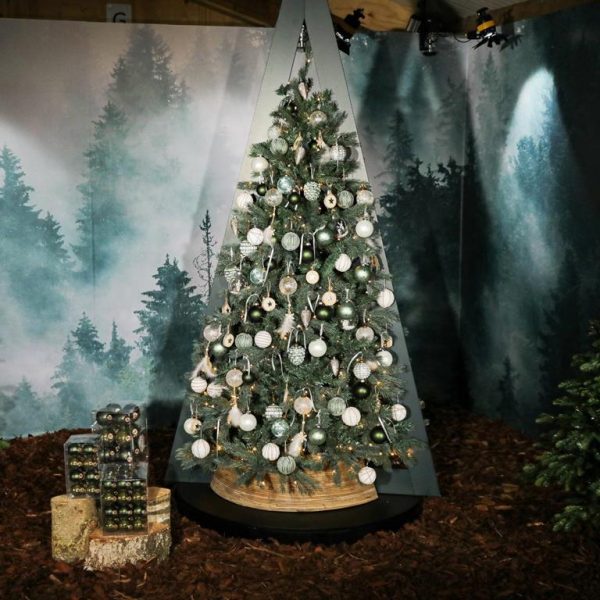 Kerstboom Excellent Trees® LED Uppsala 120 cm met 160 lampjes