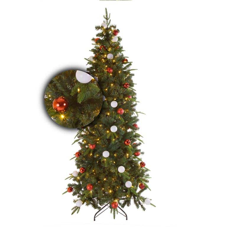 kant en klare kerstboom met kerstballen rood en verlichting